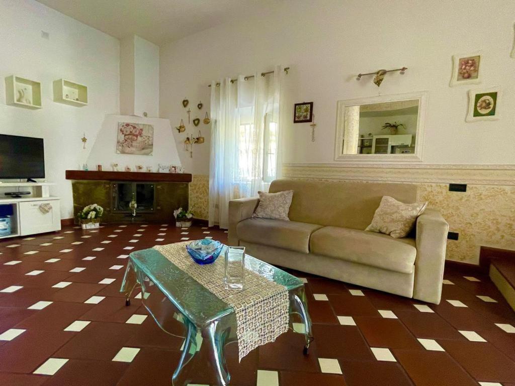 Holiday House Il Castello Di Anna Apartamento Vietri Exterior foto